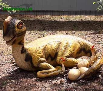 Forest Dinosaurs Statue