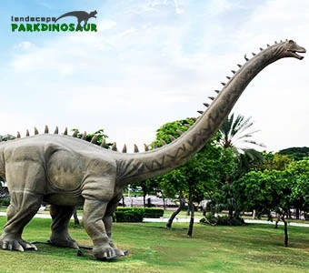 Big Size Artificial Dinosaur Looks Like Real